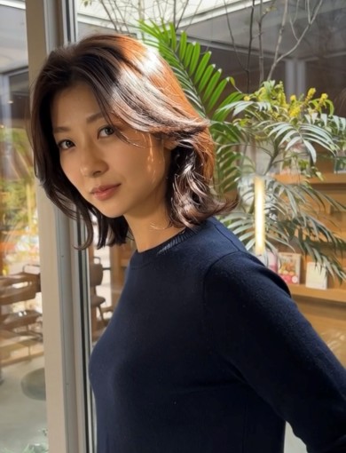 レイヤーミディアム／ダークブラウン／くびれレイヤー／30代